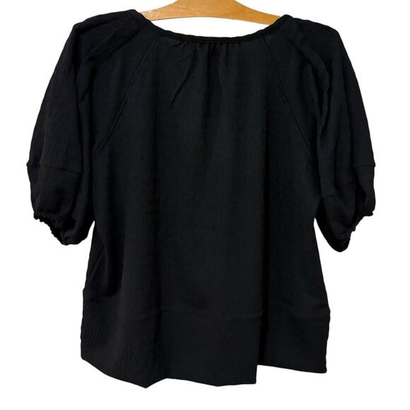 Ann Taylor LOFT | Top Black Short Puff Sleeve V Neck Textured- Size Small - Picture 8 of 8